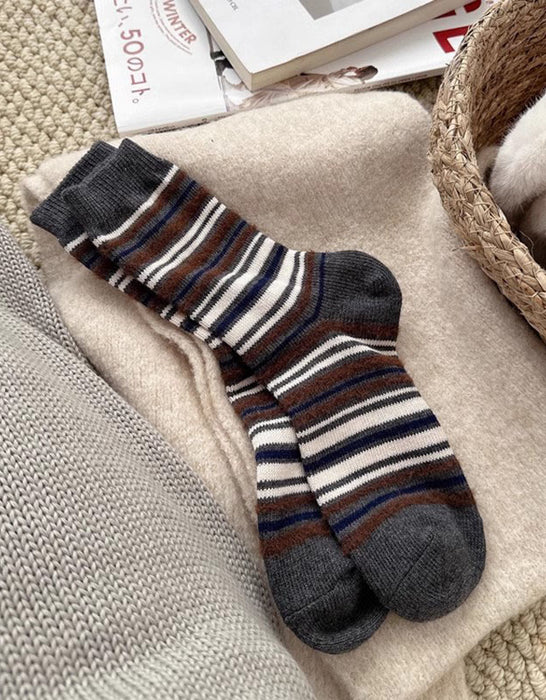 2 Pairs Plush Contrast Striped Socks