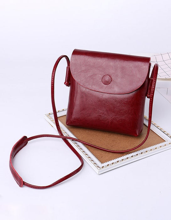 Cute Square Shape Retro Women's Leather Bag — Obiono